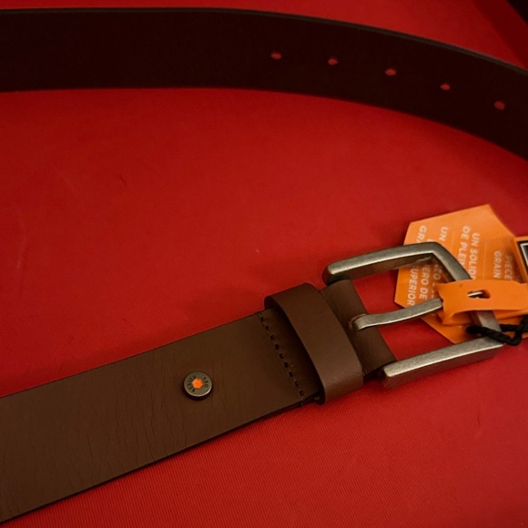 Timberland Dark Brown Grain Leather Belt - Picture 2 of 3